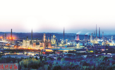 洛陽(yáng):打造項(xiàng)目建設(shè)新方陣 實(shí)現(xiàn)經(jīng)濟(jì)發(fā)展開門紅